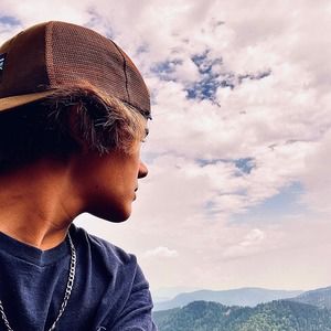 Meet your Posher, Pj